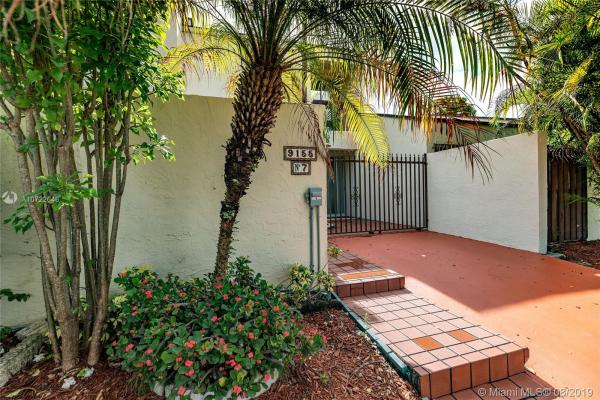 Oakview, 9155 Fontainebleau Blvd #7, Fountainebleau, Florida 33172, image 2