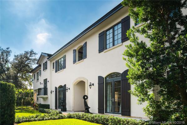 Riviera, 6400 San Vicente St, Coral Gables, Florida 33146, image 2