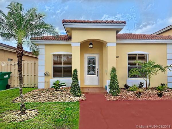 Spanish Lakes, 8188 NW 200th St, Hialeah, Florida 33015, image 2