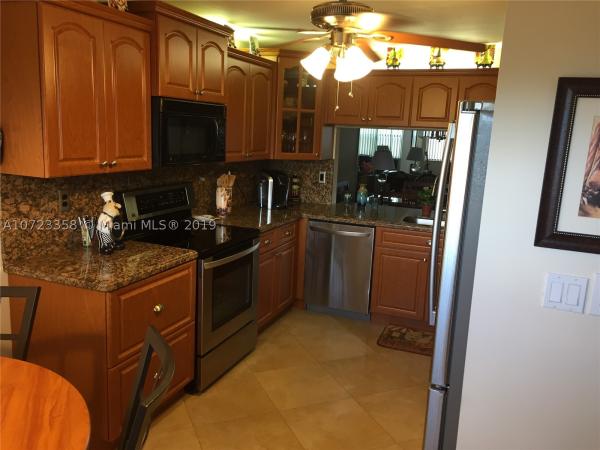Sunrise Lakes 4, 2901 N Nob Hill Rd #406, Sunrise, Florida 33322, image 1