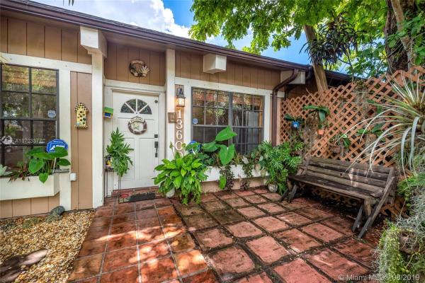 Cindis Place, 13600 SW 101st Ln, The Crossings, Florida 33186, image 2