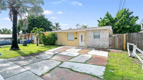 Look Homesites, 2614 Sheridan St, Hollywood, Florida 33020, image 2