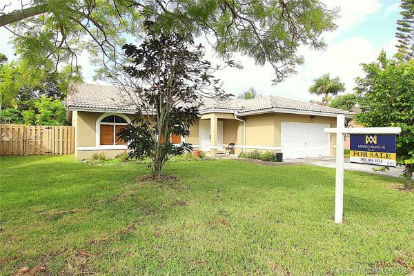 Med South, 12838 SW 207th Ter, Ojus, Florida 33177, image 2
