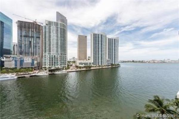 Carbonell, 901 Brickell Key Blvd #904, Miami, Florida 33131, image 2