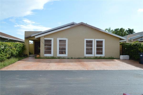 Hacienda Estates, 3311 SW 115th Ct, University Park, Florida 33165, image 2