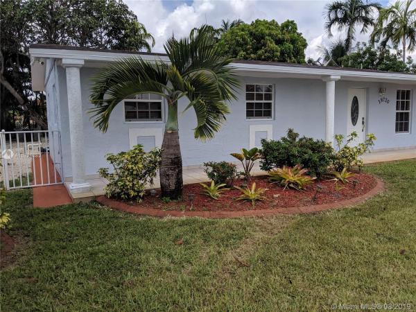 Miami Gardens Manor, 19720 NW 51st Ave, Miami Gardens, Florida 33055, image 2