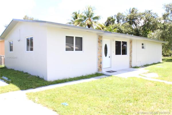 Pinewood Park, 870 NW 97th St, Pinewood, Florida 33150, image 2