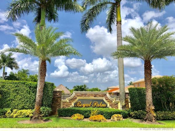 Royal Palm, 281 W Royal Cove Cir, Davie, Florida 33325, image 2