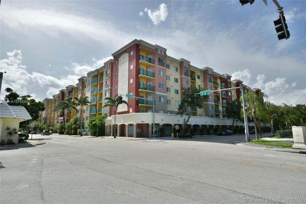 Valencia, 6001 SW 70th St #320, South Miami, Florida 33143, image 2