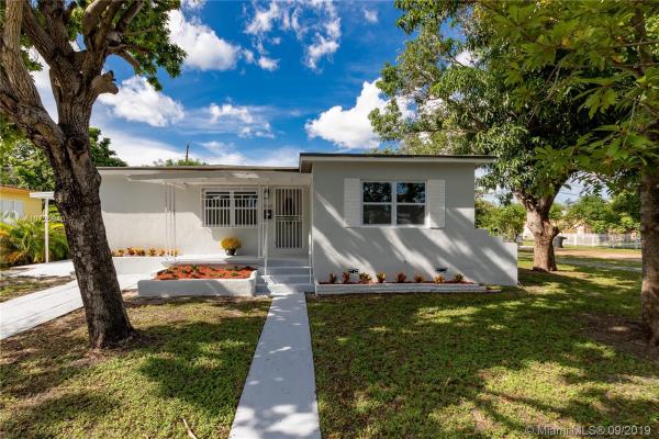 Fulford Homes, 1861 NE 158th St, North Miami Beach, Florida 33162, image 2