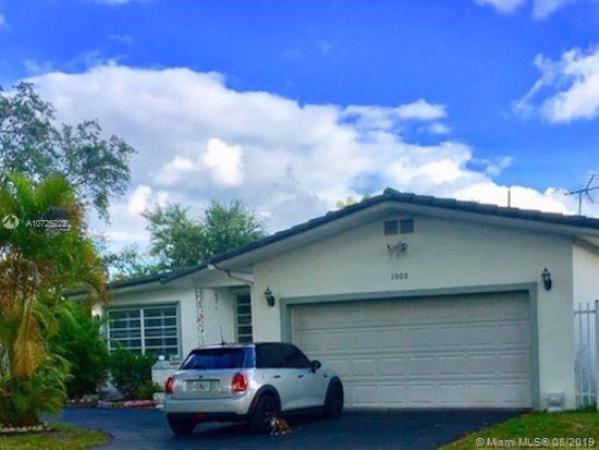 North Bass Lake Estates, 1000 Redbird Ave, Miami Springs, Florida 33166, image 2