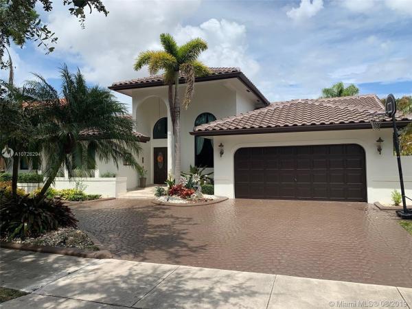Royal Oaks, 16503 NW 83rd Pl, Miami Lakes, Florida 33016, image 2