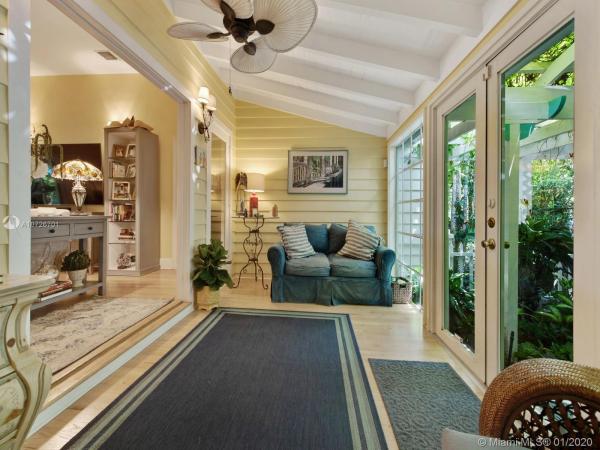 Bay Homes, 3671 N Bay Homes Dr, Miami, Florida 33133, image 2