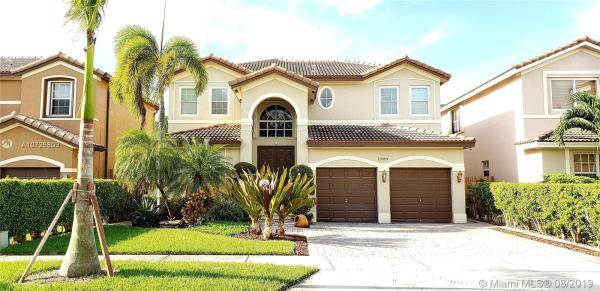 Crestview, 13989 SW 155th Ter, Richmond West, Florida 33177, image 2