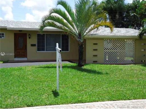 Heftler Homes, 10500 SW 43st, Westwood Lakes, Florida 33165, image 2