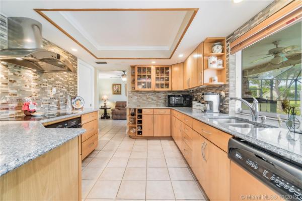 Mirror Lake Estates, 1301 NW 75th Ter, Plantation, Florida 33313, image 2