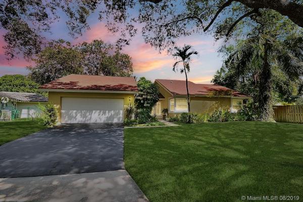 12105 Landing Way, Cooper City, Florida 33026, image 2