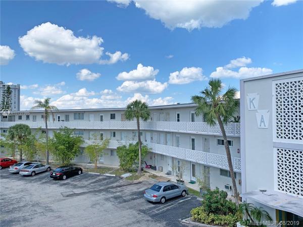 Keystone Arms, 13105 Ixora Ct #219, North Miami, Florida 33181, image 2