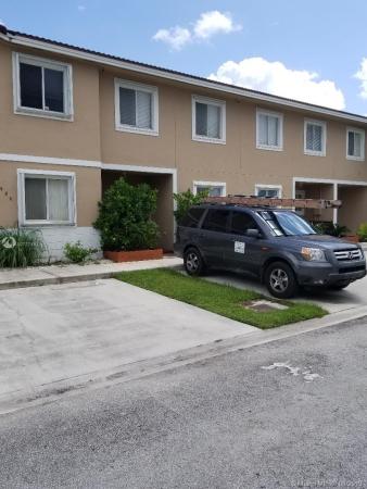 Weitzer Serena Lakes Townhomes, 14000 SW 172nd Ter, Richmond West, Florida 33177, image 2
