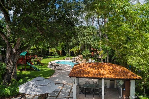 Palm Miami, 6792 SW 69th Ave, Glenvar Heights, Florida 33143, image 2