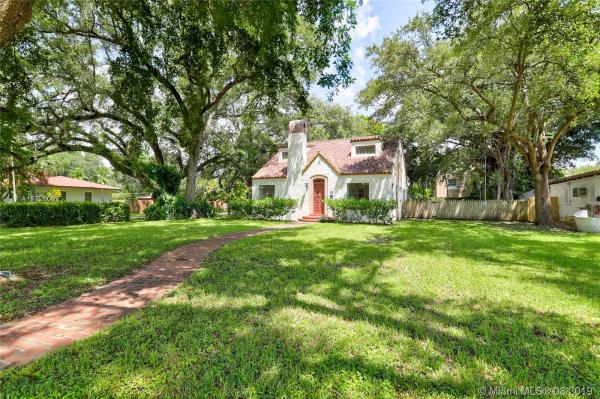 El Jardin, 101 NE 87th St, El Portal, Florida 33138, image 2