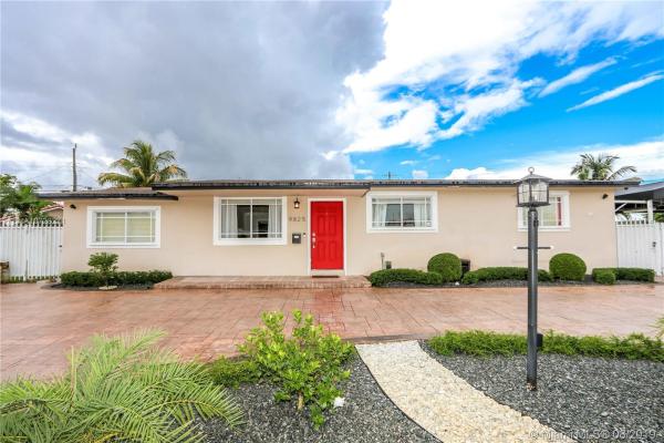 Heftler Homes Sunset Park, 9825 SW 81st St, Kendall, Florida 33173, image 2