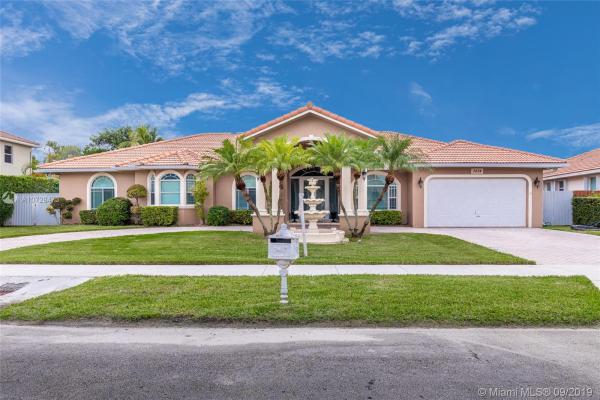 3234 SW 132nd Pl, Tamiami, Florida 33175, image 2
