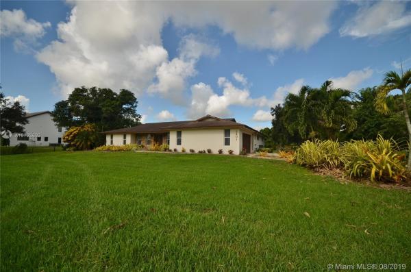 Majestic Groves, 3401 SW 117th Ave, Davie, Florida 33330, image 2