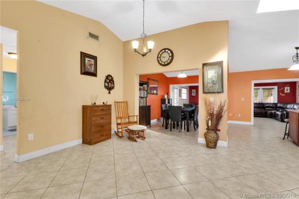 Forest View, 13543 SW 180th Ter, Richmond West, Florida 33177, image 2