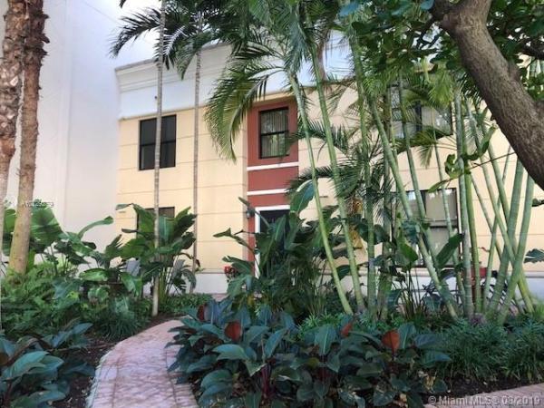 Puerta De Palmas, 888 S Douglas Rd #117, Coral Gables, Florida 33134, image 2