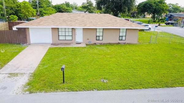 Welwyn Manor, 6204 SW 22nd St, Miramar, Florida 33023, image 2