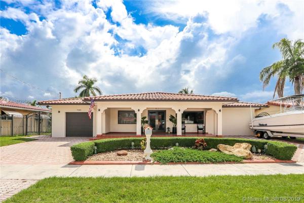 Lake Laurence North, 7265 W 14th Ave, Hialeah, Florida 33014, image 2