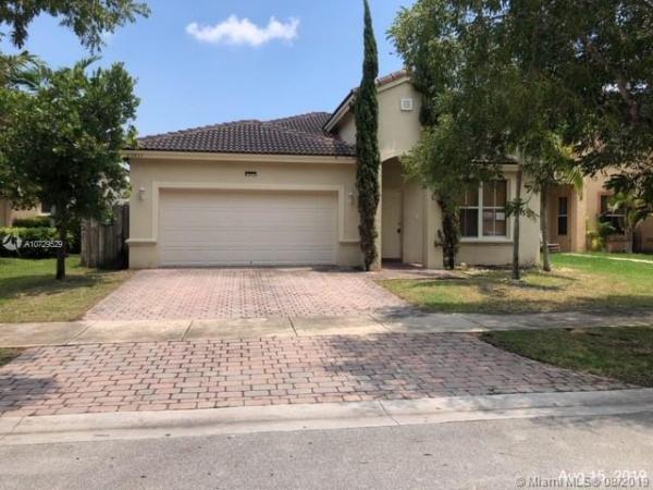 Spicewood, 23833 SW 108th Ct, Princeton, Florida 33032, image 2