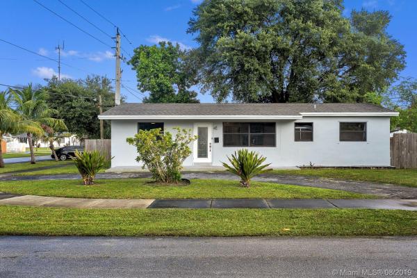 Sierra Mirada, 865 NW 200th Ter, Miami Gardens, Florida 33169, image 2