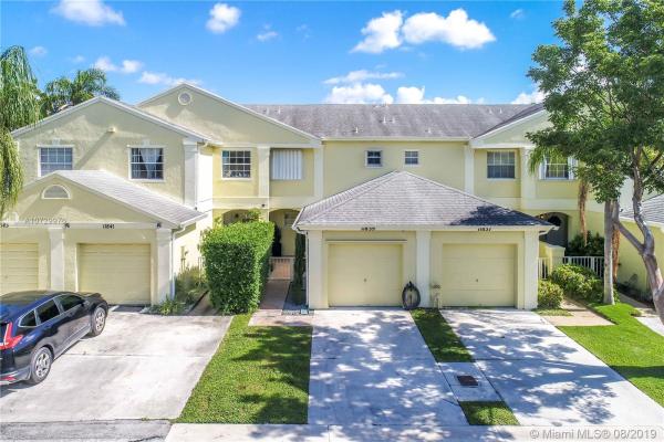 Amaretto, 11839 SW 99th Ln, Kendall, Florida 33186, image 2