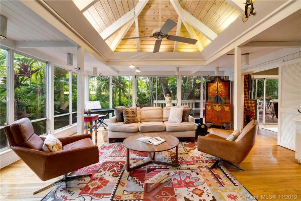 Coconut Grove Manor, 4141 Battersea Rd, Miami, Florida 33133, image 2
