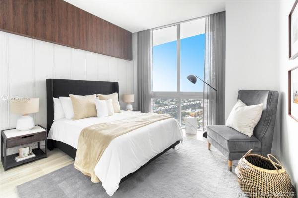 Brickell Ten, 1010 SW 2nd Ave #PH05, Miami, Florida 33130, image 2