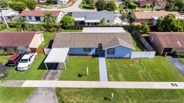 Cantisano, 10500 SW 165th St, Palmetto Estates, Florida 33157, image 2