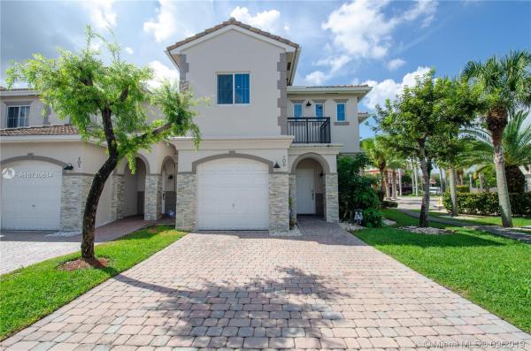 Kendall Village Townvillas, 8401 SW 124th Ave #106, Kendale Lakes, Florida 33183, image 2