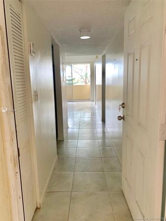 Samari Lake East, 10090 NW 80th Ct #1226, Hialeah Gardens, Florida 33016, image 2