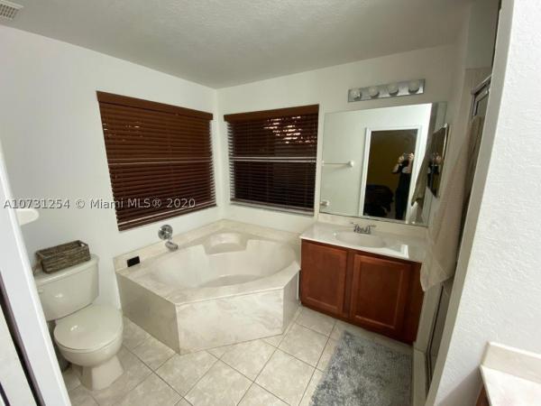 Independence Point, 6535 Adriatic Way, West Palm Beach, Florida 33413, image 2