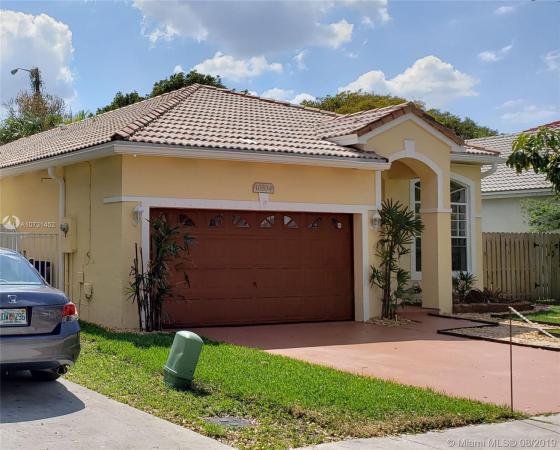 Embassy Trace, 10834 Limeberry Dr, Cooper City, Florida 33026, image 2