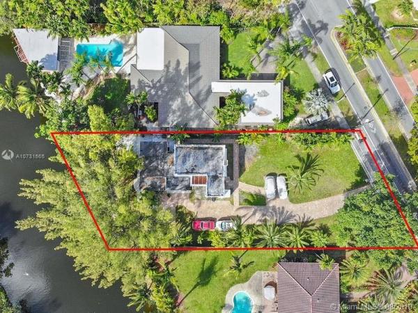 Griffing Biscayne Park Estates, 12534 Griffing Blvd, North Miami, Florida 33161, image 2