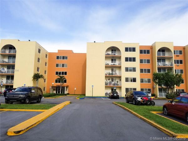 Coral Gate West, 7000 NW 186th St #4-522, Country Club, Florida 33015, image 2