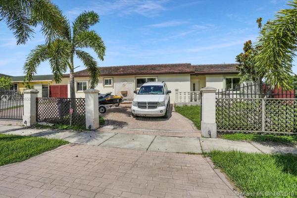 Pleasure Village, 28500 SW 142nd Ave, Leisure City, Florida 33033, image 2