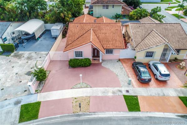 3983 SW 133rd Ct, Tamiami, Florida 33175, image 2