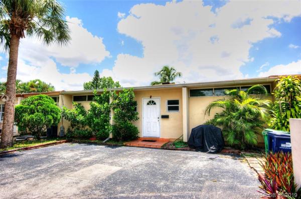 Cypress Villas, 15011 Coconut Ct, Miami Lakes, Florida 33014, image 2