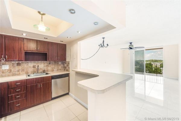 3 Horizons South, 1465 NE 123rd St #816, North Miami, Florida 33161, image 2