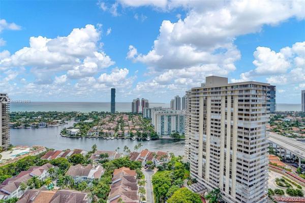 Marina Tower, 19500 Turnberry Way #26DE, Aventura, Florida 33180, image 1