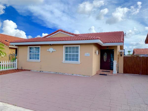 Lisboa Homes, 13352 SW 27th St, Tamiami, Florida 33175, image 2